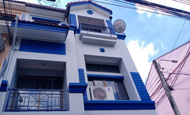 出租 3 卧室 独立屋 在 Wang Thong Lang, 曼谷