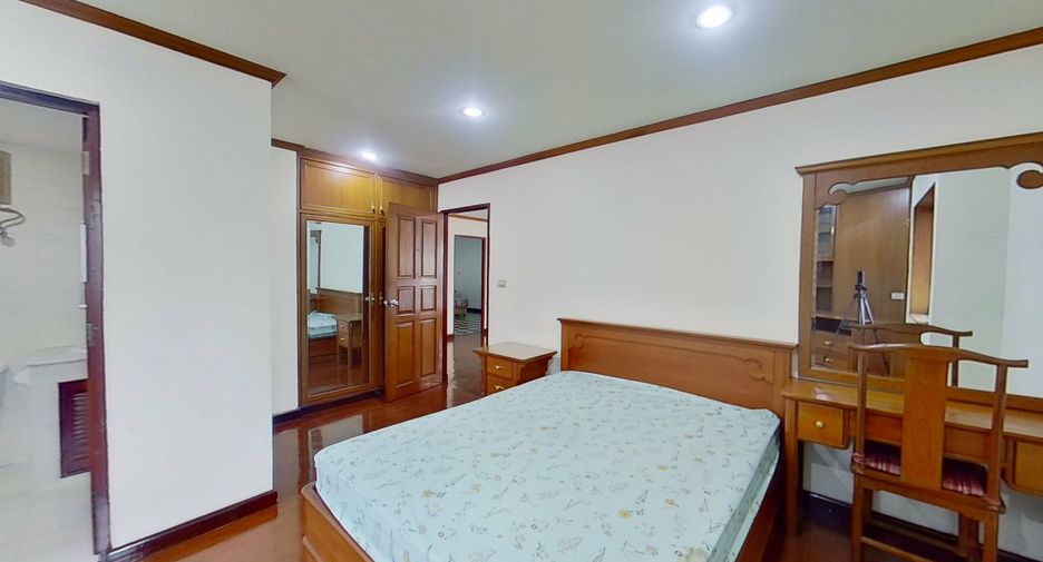 For sale and for rent 3 bedrooms condo in Watthana, Bangkok