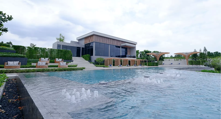 For sale 5 bedrooms house in Bang Phli, Samut Prakan