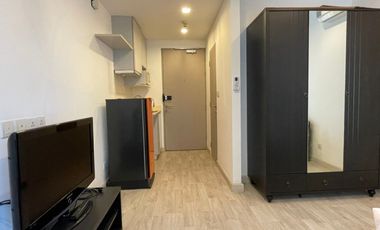 À louer studio condo à Phra Khanong, Bangkok