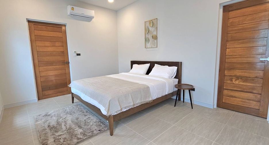 For sale 4 bedrooms villa in Hua Hin, Prachuap Khiri Khan