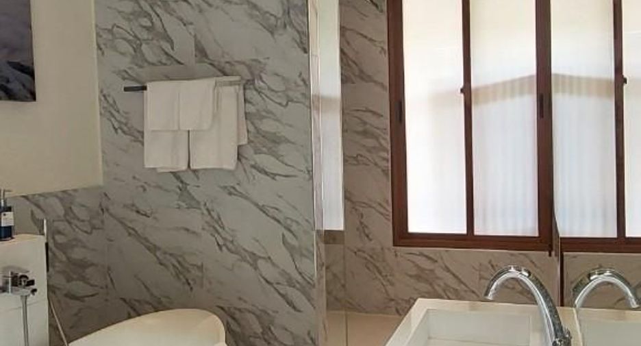 For sale 3 bedrooms villa in Hua Hin, Prachuap Khiri Khan