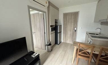 For sale 1 bed condo in Sathon, Bangkok