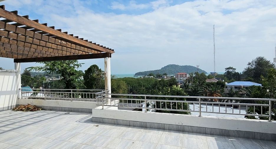 For sale 2 bedrooms condo in Mueang Phuket, Phuket