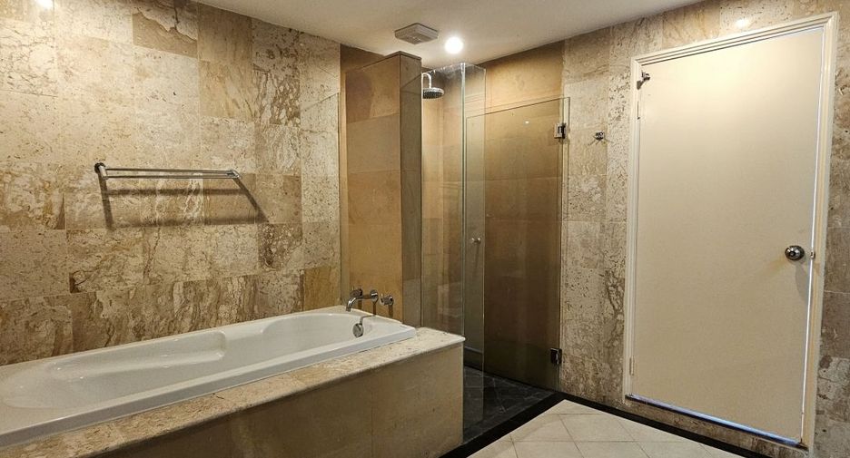 For sale 2 bedrooms condo in Mueang Phuket, Phuket