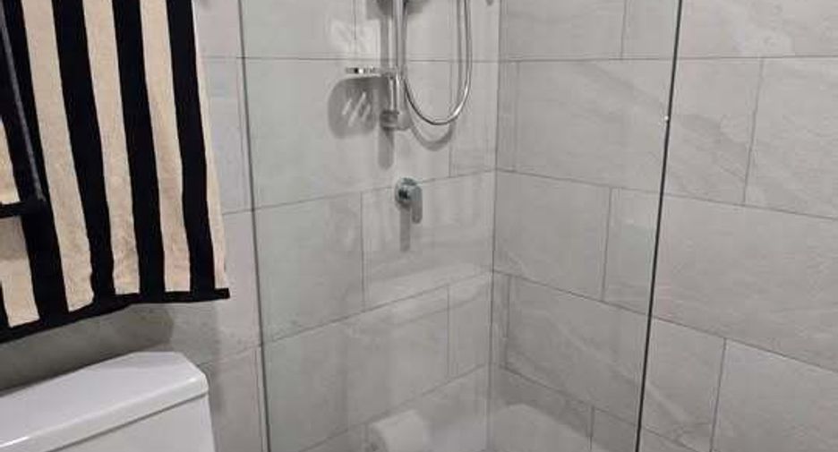 For rent studio condo in Bang Phlat, Bangkok