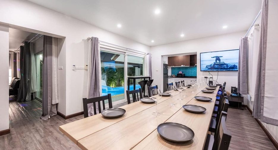 For sale 4 bedrooms villa in Bang Lamung, Chonburi