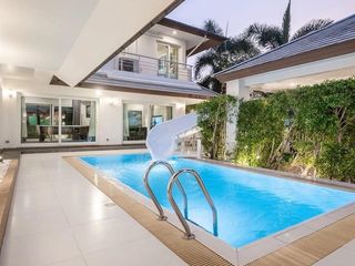 Villa zum Kauf mit 4 Zimmer in Bang Lamung, Chonburi