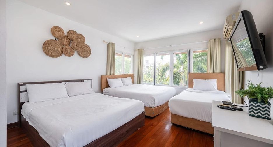 For sale 4 bedrooms villa in Bang Lamung, Chonburi