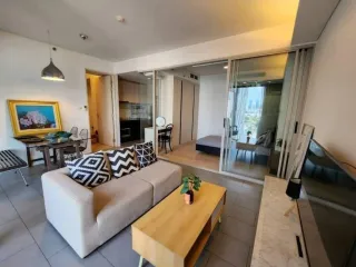 For rent 2 bedrooms condo in Phaya Thai, Bangkok