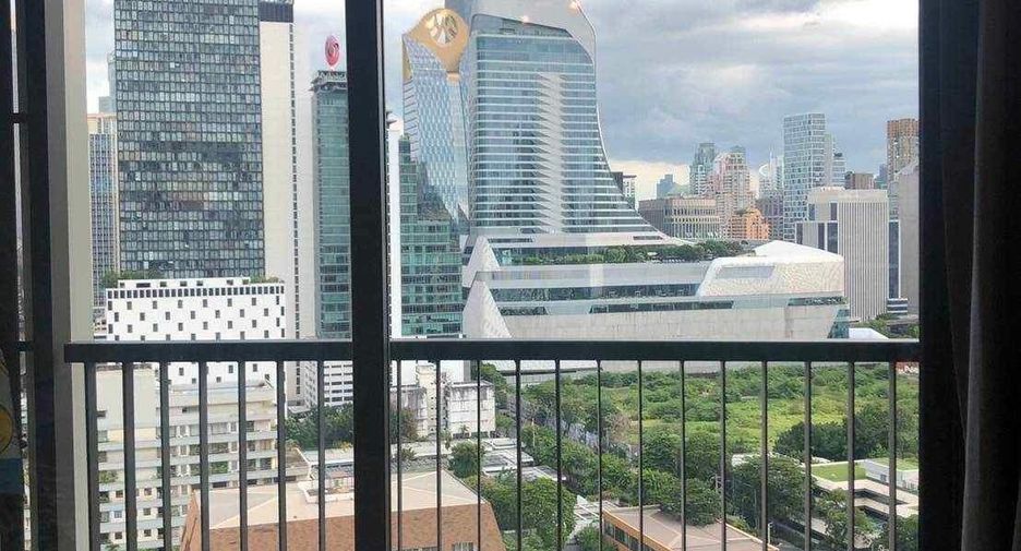 À louer 2 chambres condo à Pathum Wan, Bangkok