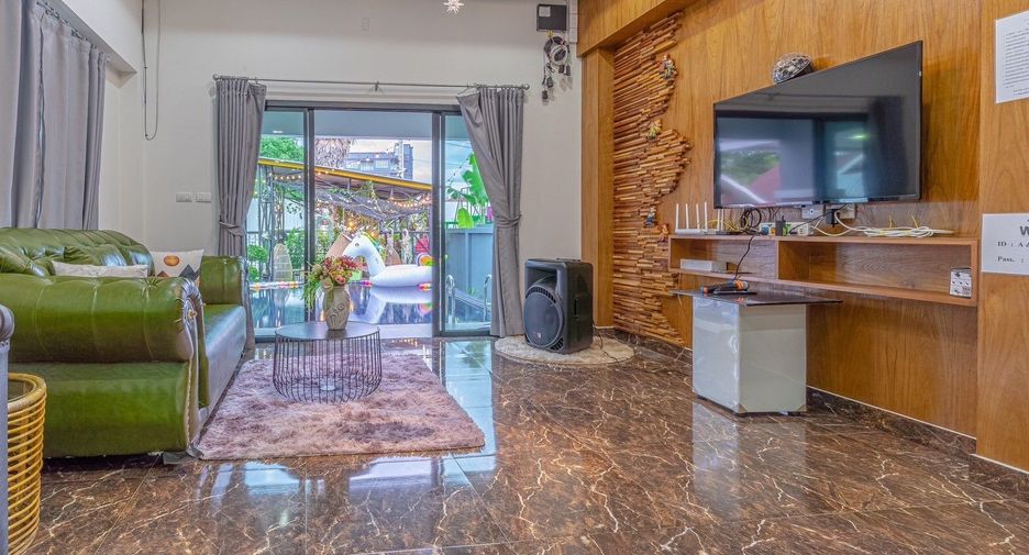 For rent 3 bedrooms villa in Bang Lamung, Chonburi