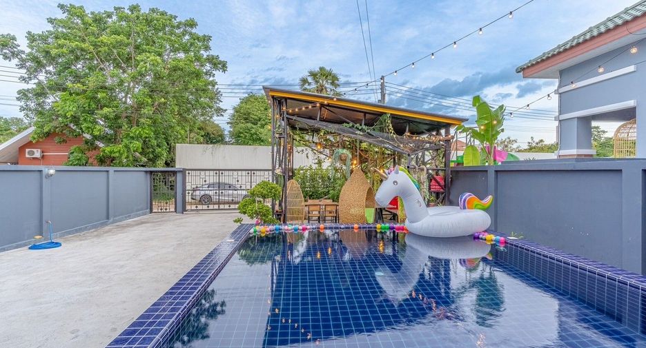 For rent 3 bedrooms villa in Bang Lamung, Chonburi