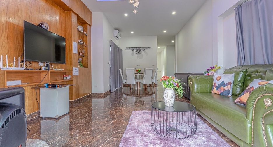 For rent 3 bedrooms villa in Bang Lamung, Chonburi