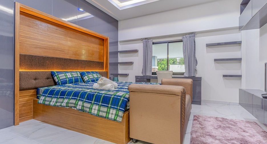 For rent 3 bedrooms villa in Bang Lamung, Chonburi