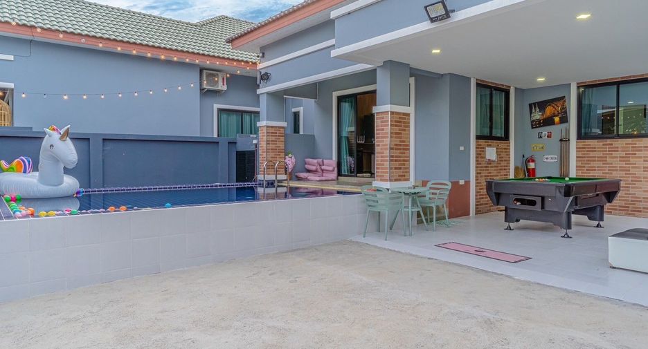 For rent 3 bedrooms villa in Bang Lamung, Chonburi