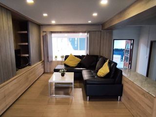 For rent 5 bedrooms townhouse in Watthana, Bangkok