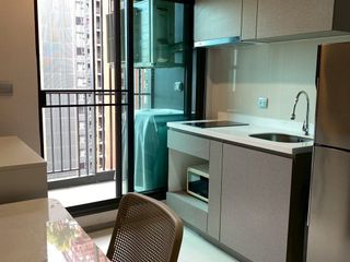 Wohnung zum Kauf mit 1 Zimmer in Huai Khwang, Bangkok
