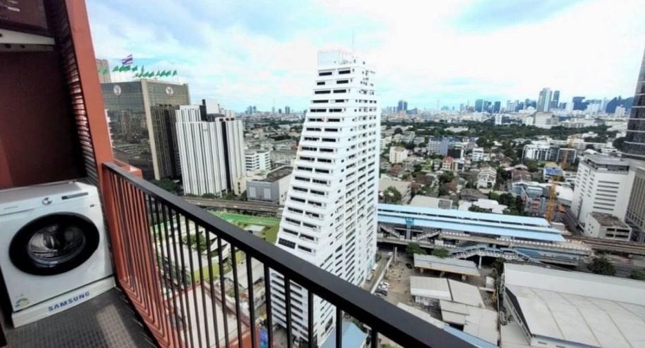 À louer 1 chambre condo à Phaya Thai, Bangkok