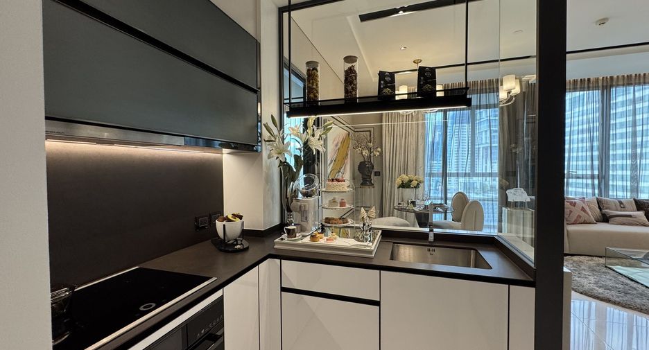 For rent 2 ベッドルーム condo in Watthana, Bangkok