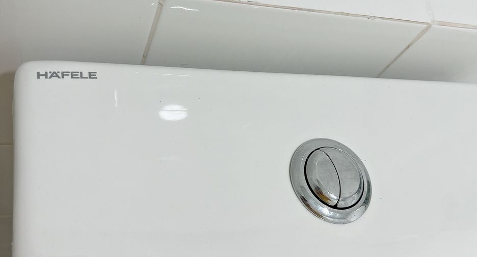 For sale studio condo in Wang Thonglang, Bangkok