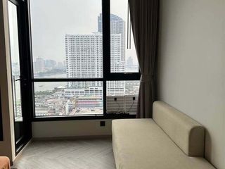 Condo en alquiler de 1 habitaciones en Khlong San, Bangkok