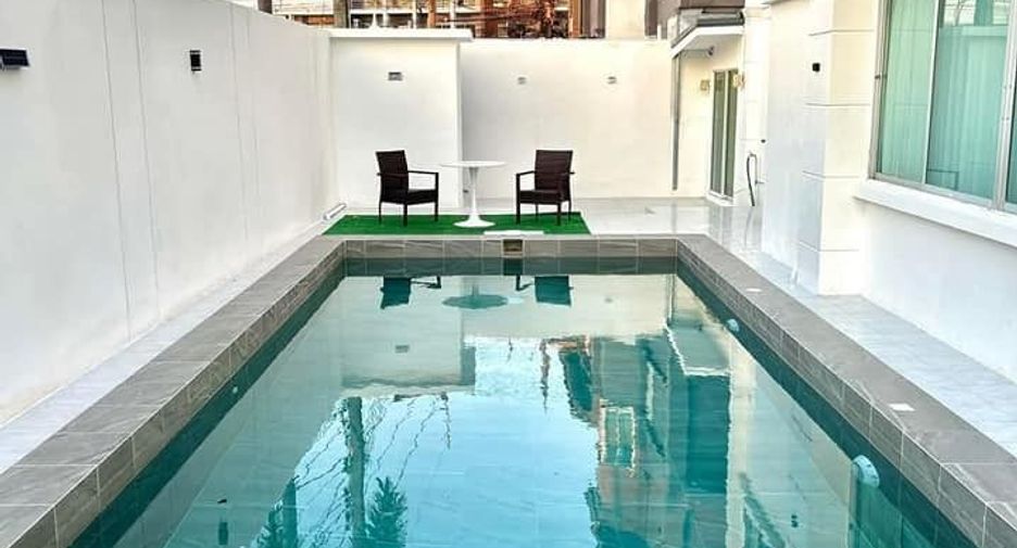 For sale and for rent 5 bedrooms villa in Bang Lamung, Chonburi