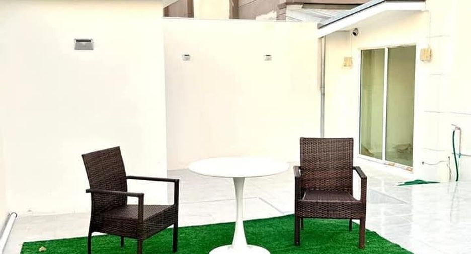 For sale and for rent 5 bedrooms villa in Bang Lamung, Chonburi
