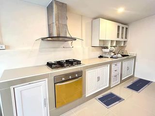 Villa zum Kauf und zur Miete mit 5 Zimmer in Bang Lamung, Chonburi