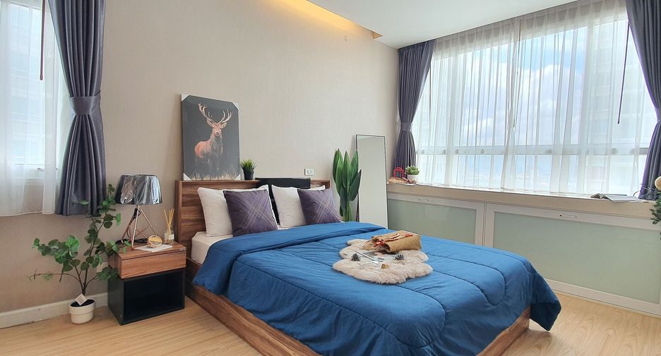 Wohnung zur Miete mit 1 Zimmer in Huai Khwang, Bangkok