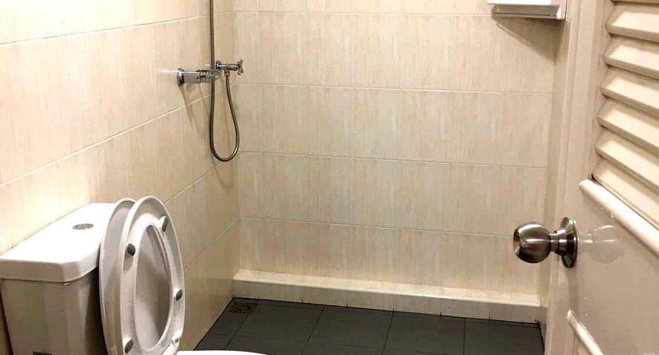 For sale 2 bedrooms townhouse in Bang Lamung, Chonburi