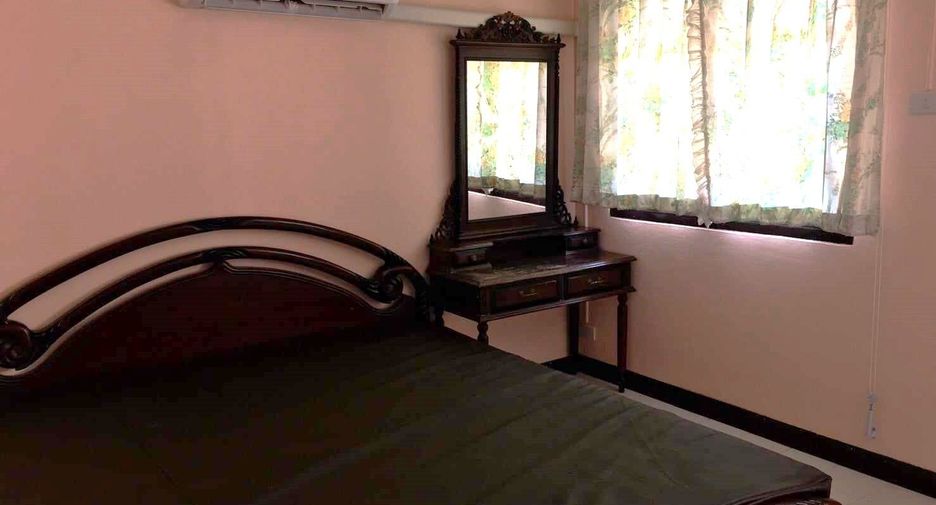 For sale 2 bedrooms townhouse in Bang Lamung, Chonburi