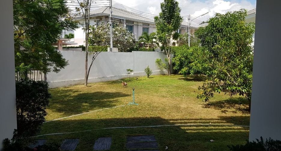 For sale 3 bedrooms house in Hua Hin, Prachuap Khiri Khan