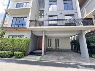 For rent 5 ベッドルーム house in Bang Na, Bangkok