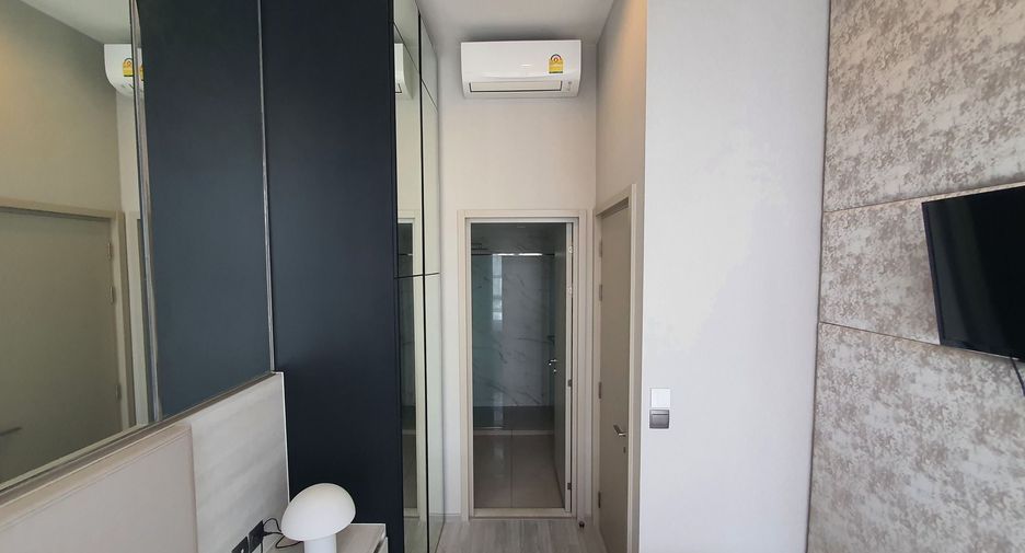 For rent 1 bed condo in Phra Khanong, Bangkok