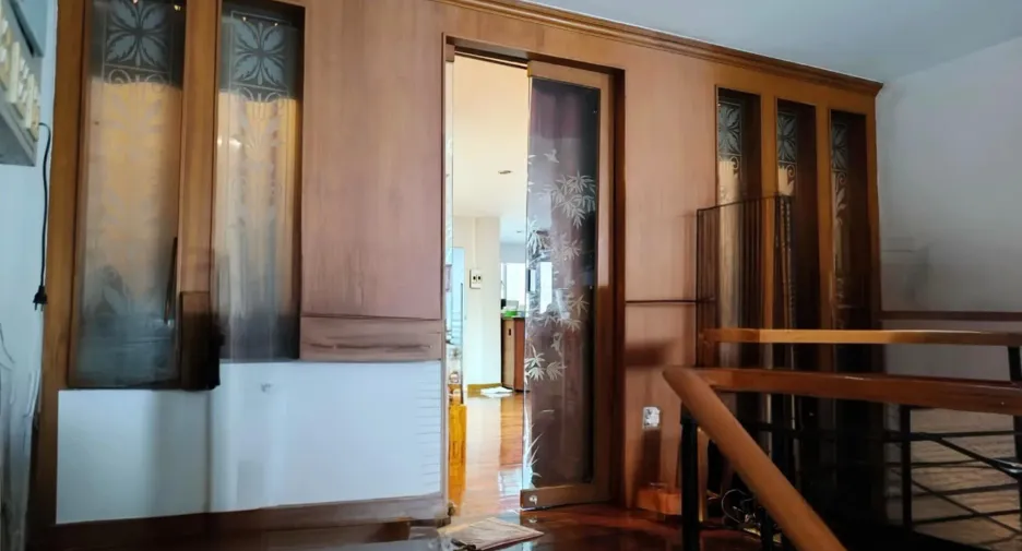 Casa en venta de 7 habitaciones en Khlong San, Bangkok