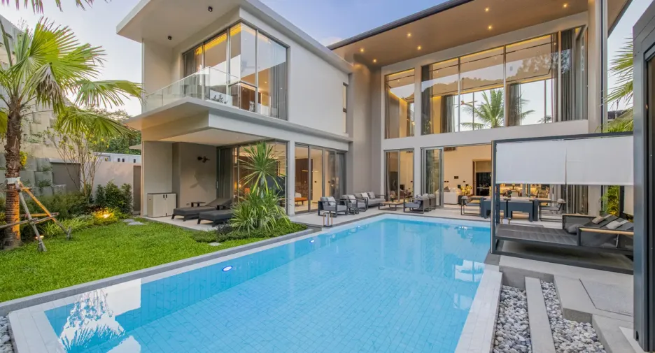For sale 4 bedrooms villa in Thalang, Phuket