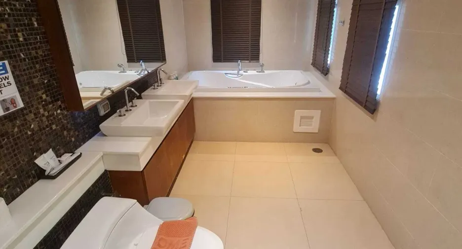 Condo en alquiler de 2 habitaciones en Kathu, Phuket