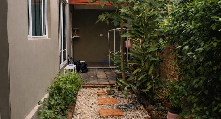 For rent 3 bedrooms house in Mueang Samut Prakan, Samut Prakan
