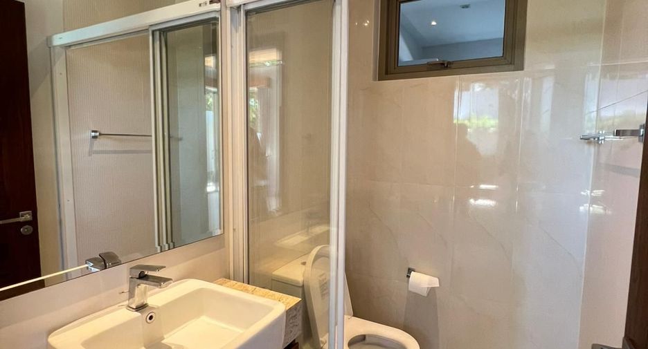 For sale 3 bedrooms villa in Thalang, Phuket