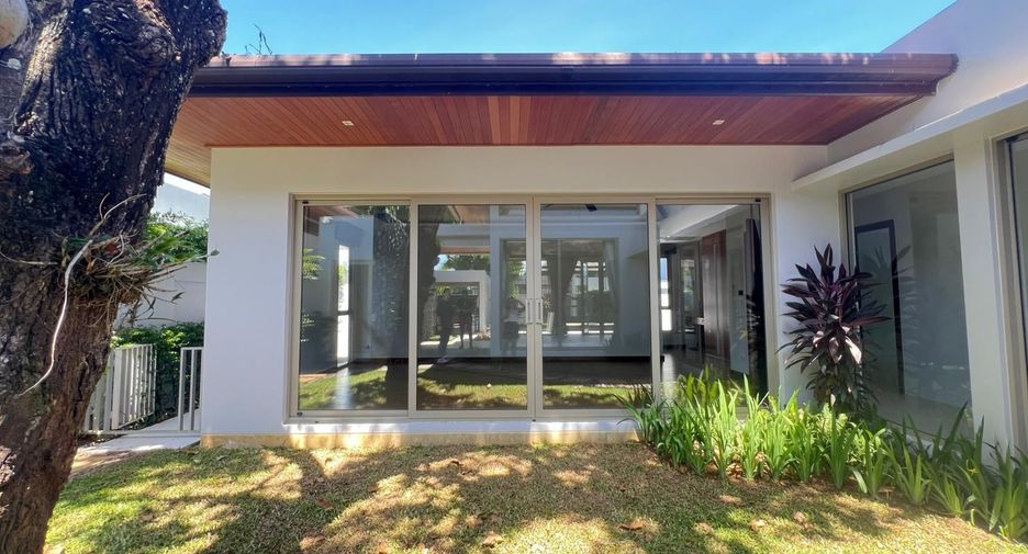 For sale 3 bedrooms villa in Thalang, Phuket