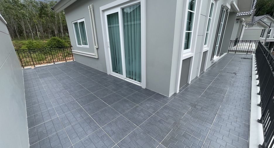 For sale and for rent 4 bedrooms house in Thalang, Phuket