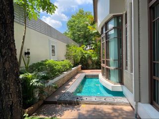 Reihenhaus zur Miete mit 4 Zimmer in Watthana, Bangkok