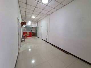 Reihenhaus zum Kauf mit 2 Zimmer in Si Racha, Chonburi