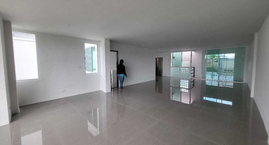 For rent retail Space in Mueang Phuket, Phuket
