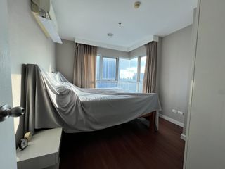 For rent 2 bedrooms condo in Huai Khwang, Bangkok