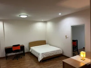 For rent 3 bedrooms townhouse in Si Racha, Chonburi