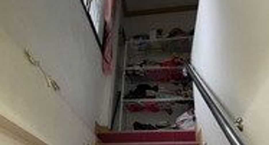 For sale 3 bedrooms townhouse in Din Daeng, Bangkok