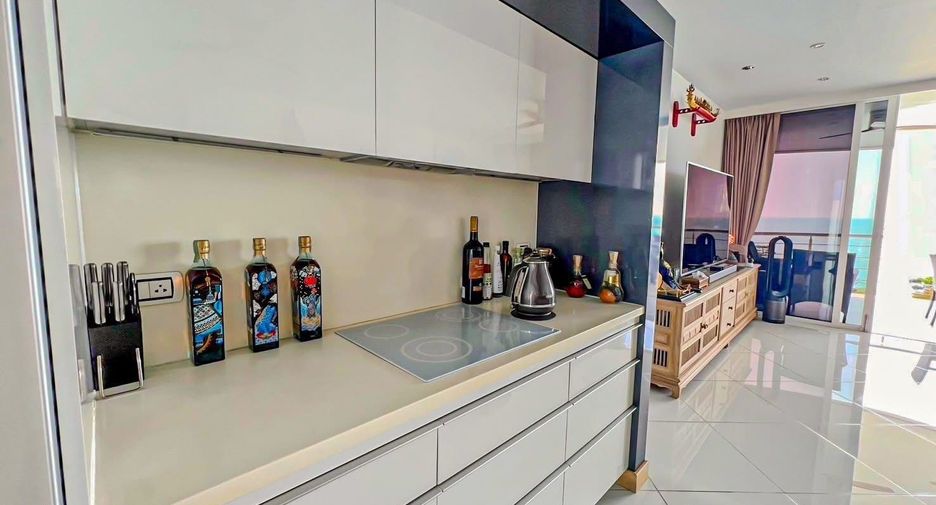 Продажа 3 спальни кондо в Саттахип, Чонбури