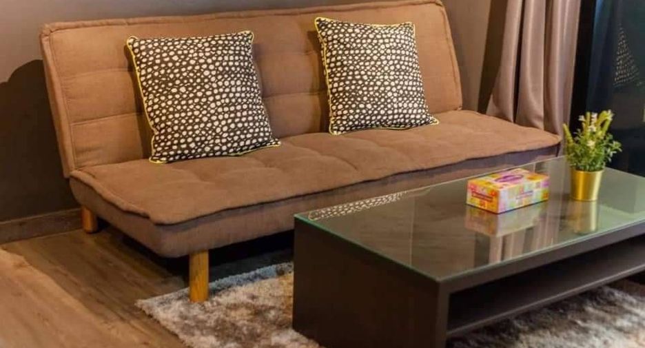 For rent 2 bedrooms condo in Phra Khanong, Bangkok